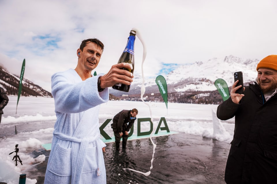 David Vencl mit Champagner, Rekord geglückt