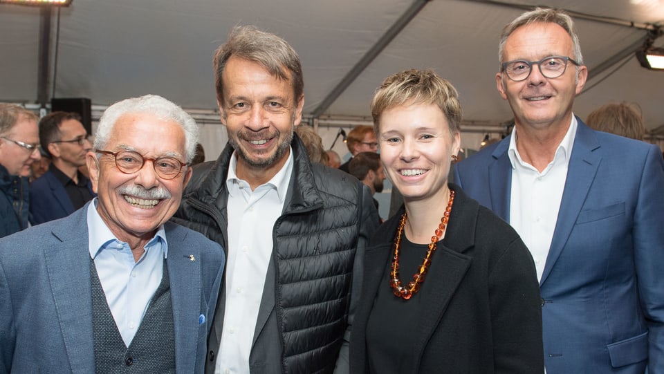 Oscar Knapp, Gilles Marchand, Ladina Heimgartner e Mariano Tschuor. 