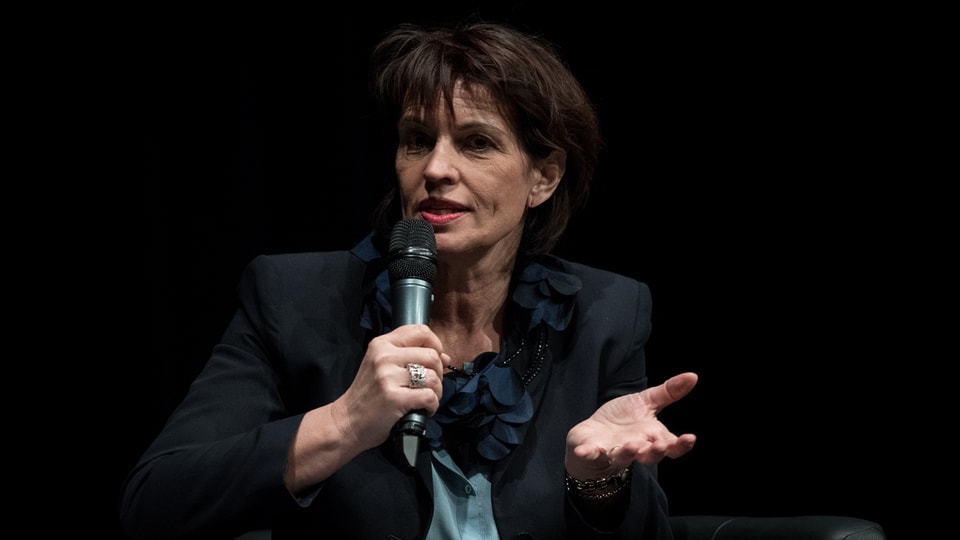 Purtret da Doris Leuthard. 
