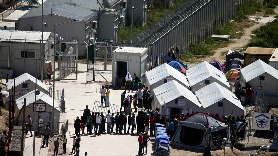 Il champ da fugitivs Moria sin Lesbos