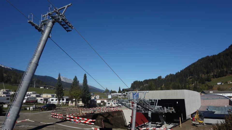 La nova staziun a val da Curvalda.