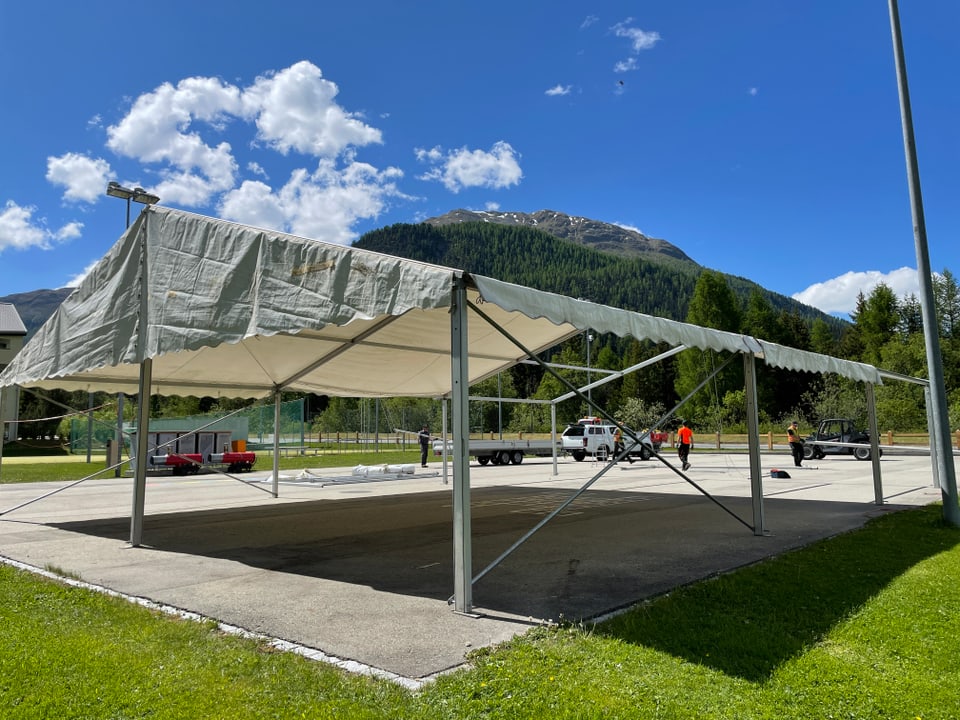 Festzelt im TdS Ziel
