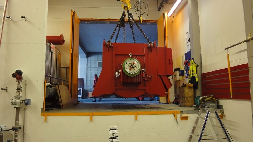 Ovra electrica Ferrera