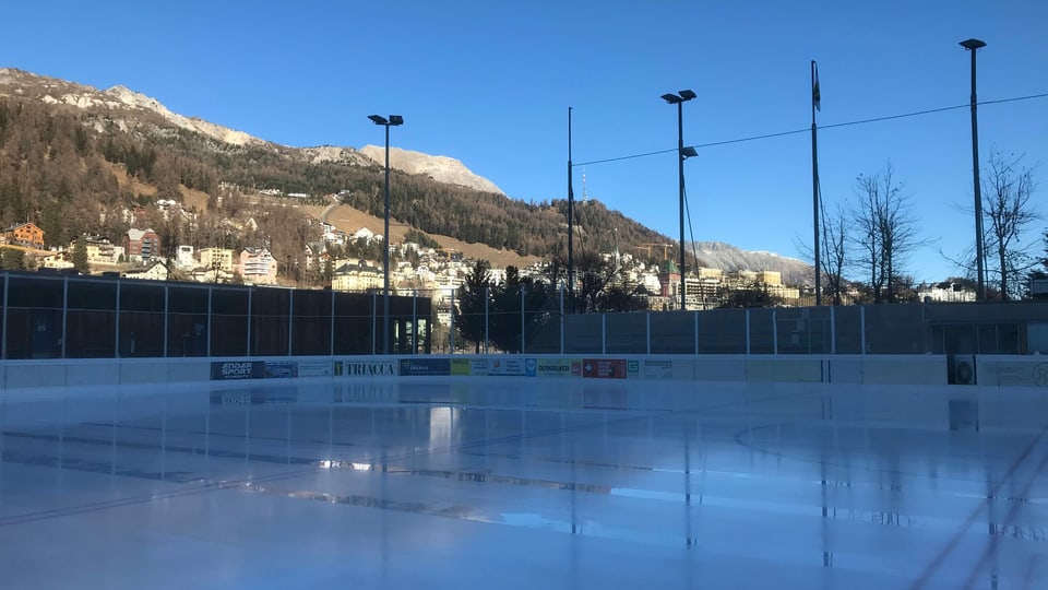 Plazza da glatsch bandunada