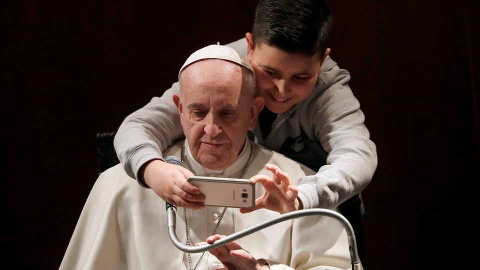 Papa Francestg, in papa da tutgar en. 