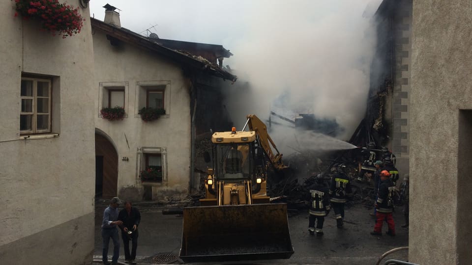 Er ils pumpiers da Tuer èn stads en acziun. 