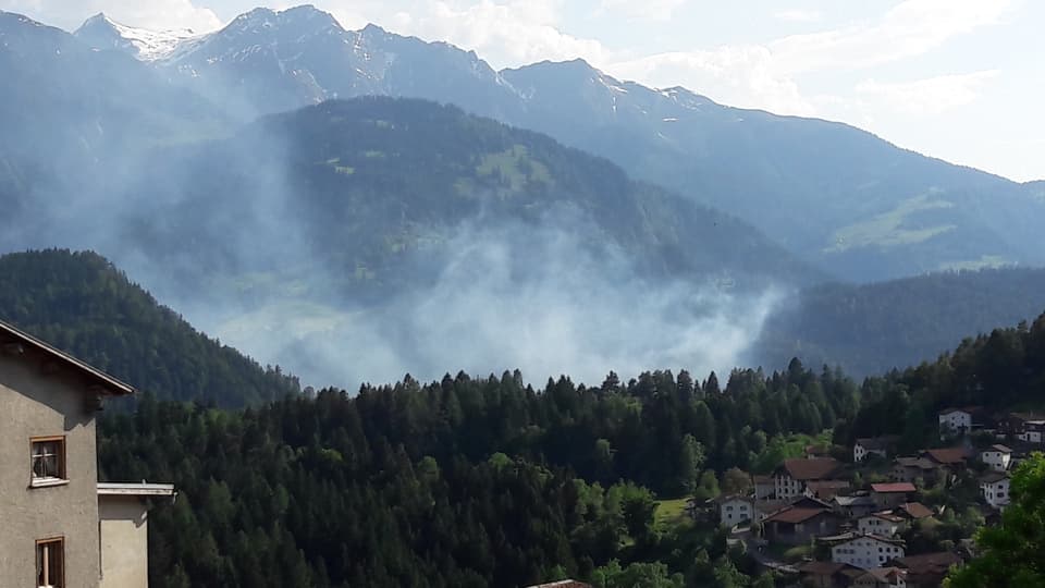 Fotografia fatga davent da Trin. Ins vesa fim ord il guaud.