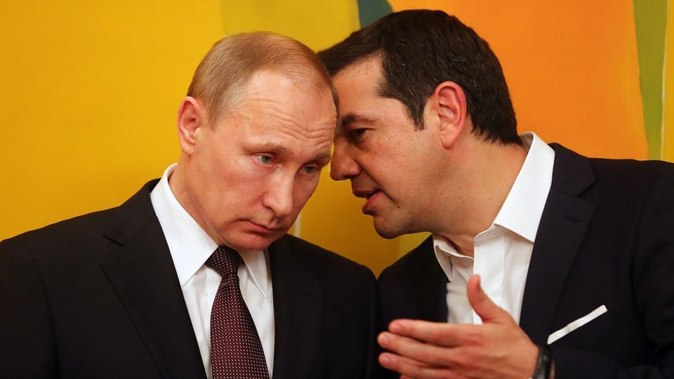 Putin e Tsipras discutan ensemen,