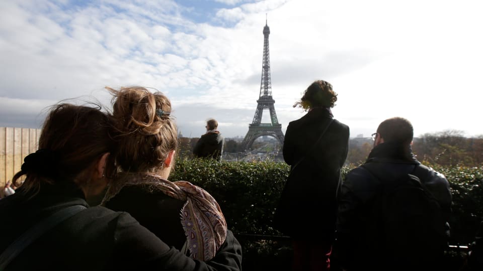 A Paris sco er sin l’entir mund han millis commemorà las unfrendas da las attatgas da terrur.