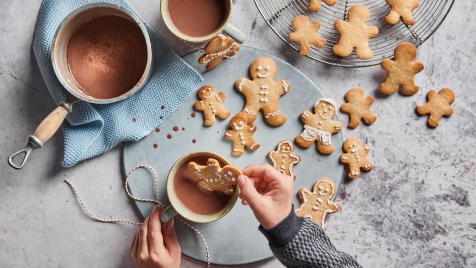 Tschigulatta chauda cun biscuits da pizieuta Tschigulatta chauda cun biscuits da pizieuta