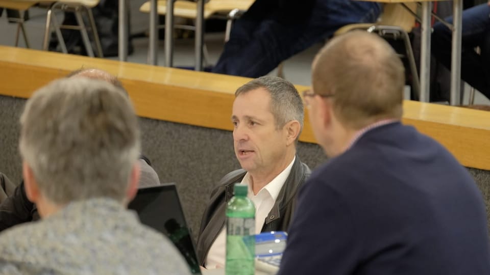 Claudio Quinter en il parlament