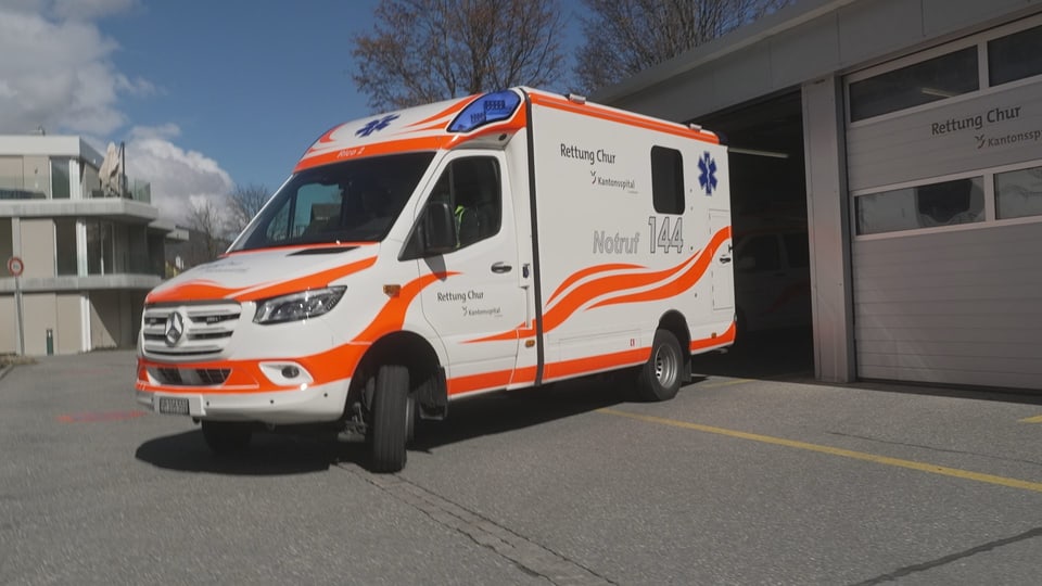 Krankenwagen Sanität Kantonsspital Chur 