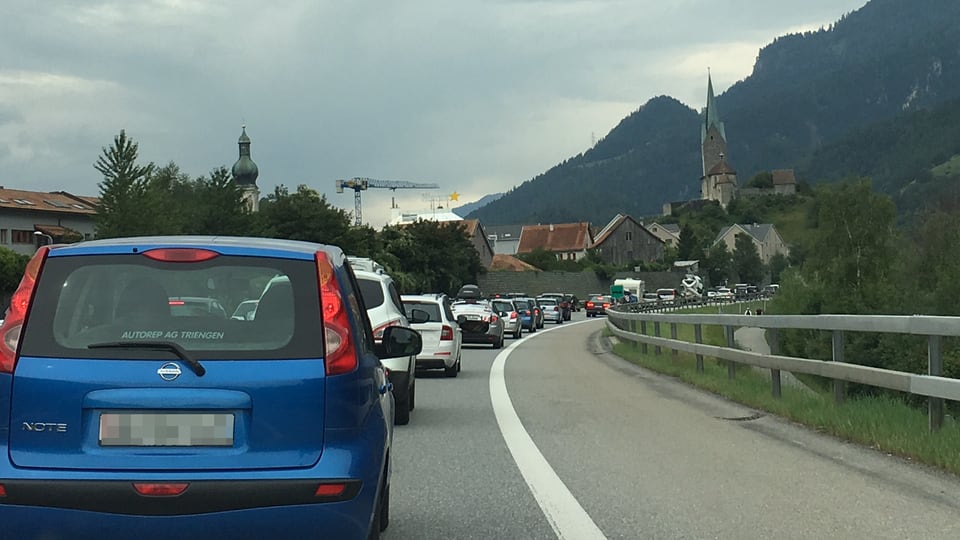 colonna sin l'autostrada sper Domat