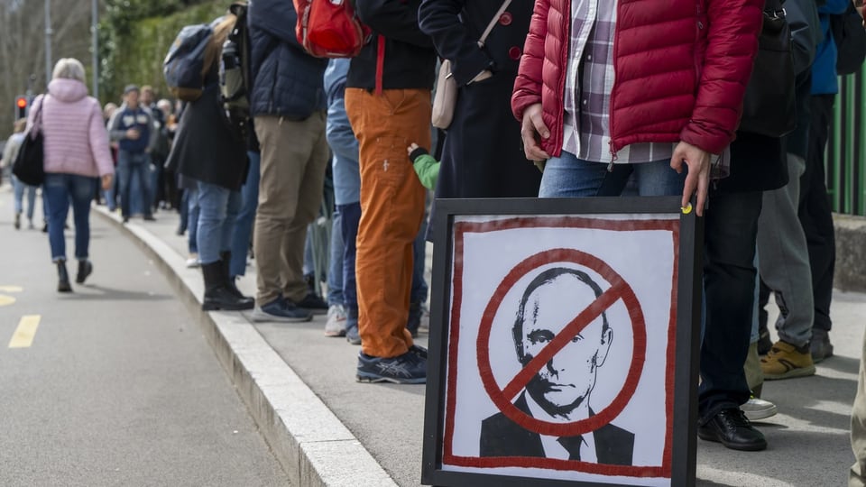Protestaktion Genf Wahl Putin