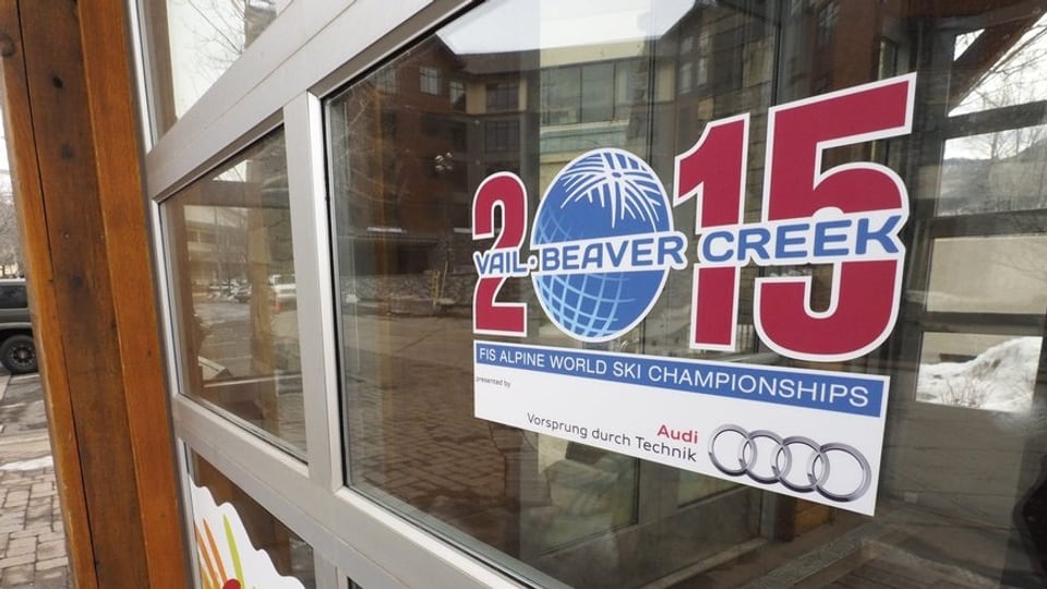 Logo dal campiunadi mundial da ski alpin a Vail / Beaver Creek sin ina fanestra.