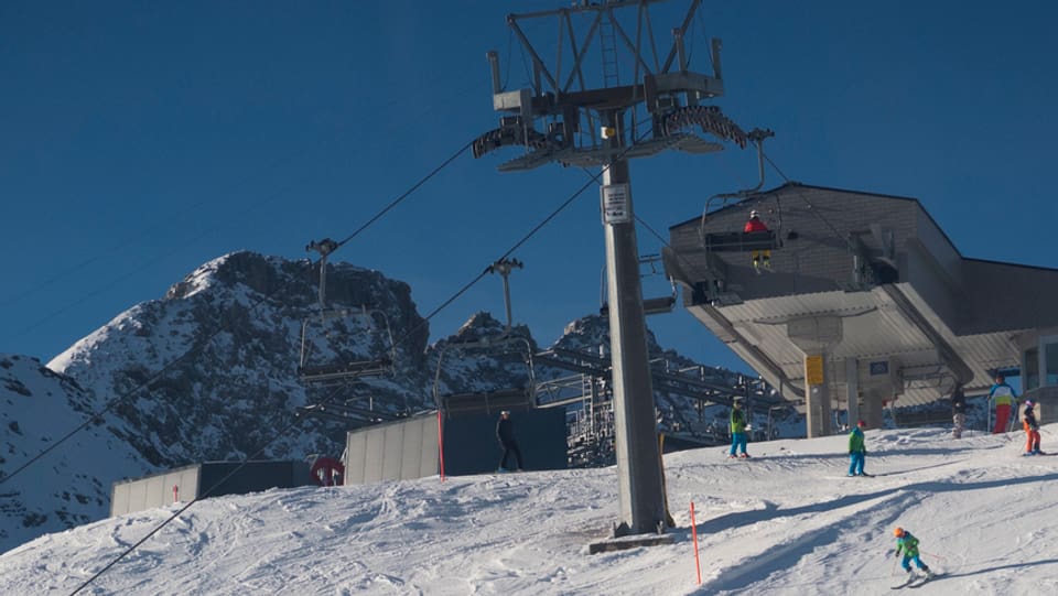 Maletg simbolic: Sutgera Hörnli en il territori da skis d'Arosa.