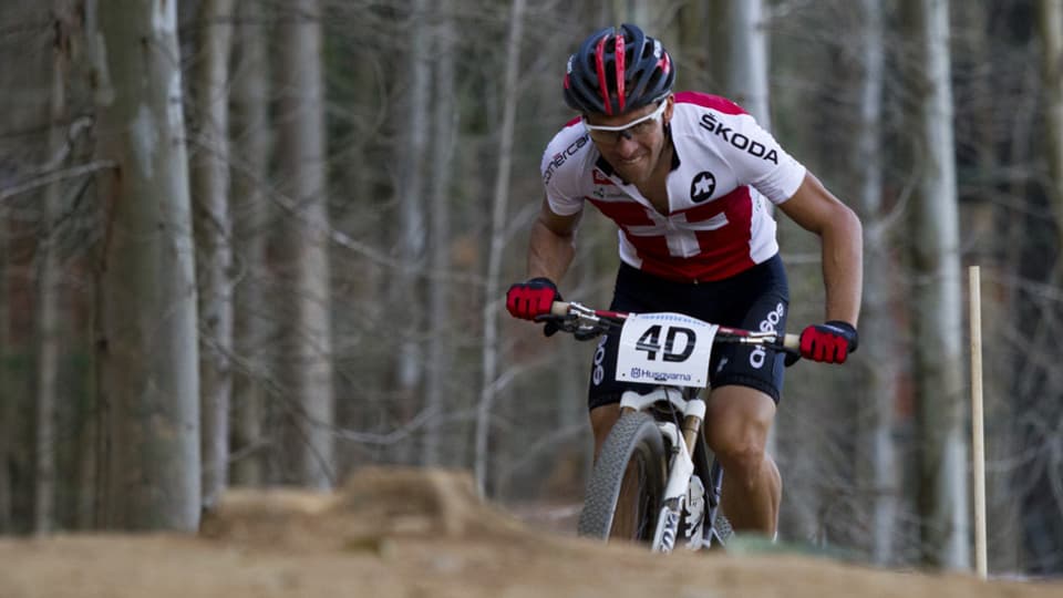 Ralpf Näf durant ina cursa da mountainbike. 