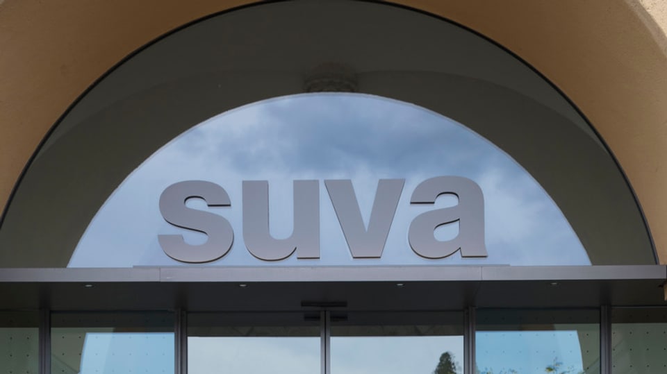 Il logo vegl da la suva vi da l'isch da la sedia principala a Lucerna.