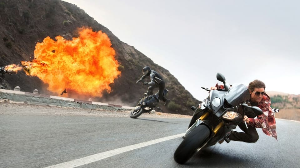 Tom Cruise Um sin in töff, davos in'explosiun ed in auter um che scola giou dil töff