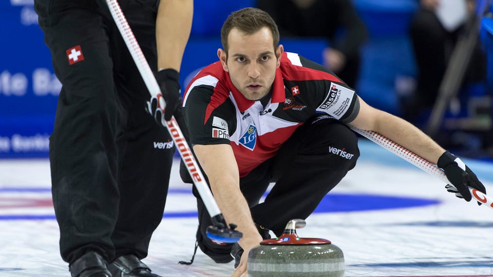 purtret dal giugader da curling Sven Michel