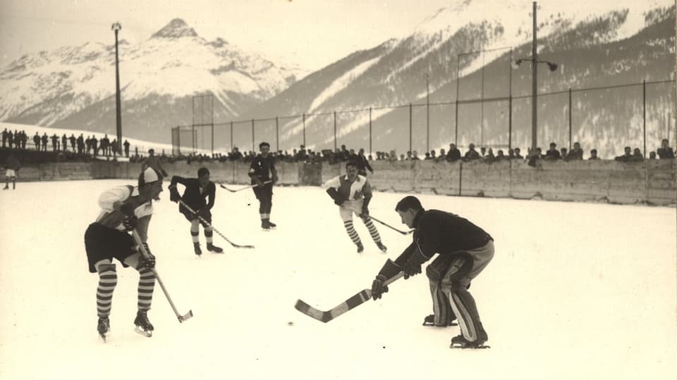 Giugaders da hockey sin il galtsch dal 1928.