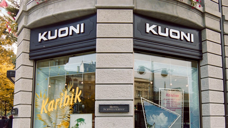 Finiastras d'in biro da viadi Kuoni.
