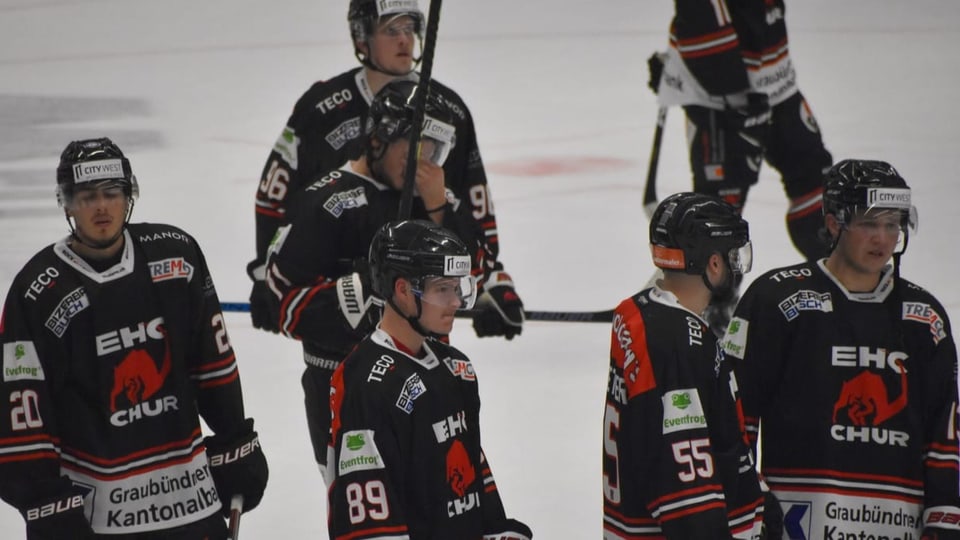 Plirs giugaders da hockey.