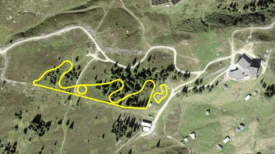 In purtret da satellit, disegnà cun mellen nua che la vegn fabritgada