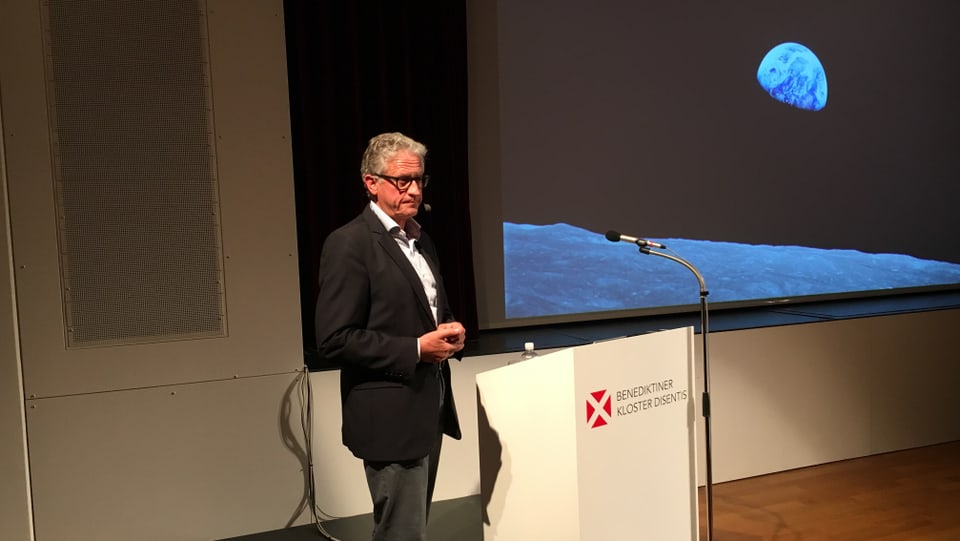 Thomas Stocker durant ses referat