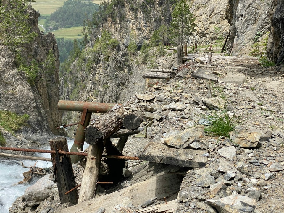 Ils donns vi da l'infrastructura èn gronds.