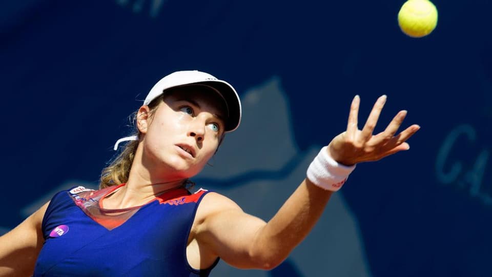 Stefanie Vögele è focussada sin il bal. 