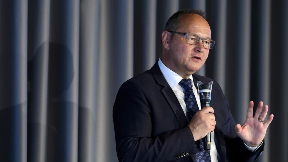 jürg stahl. 
