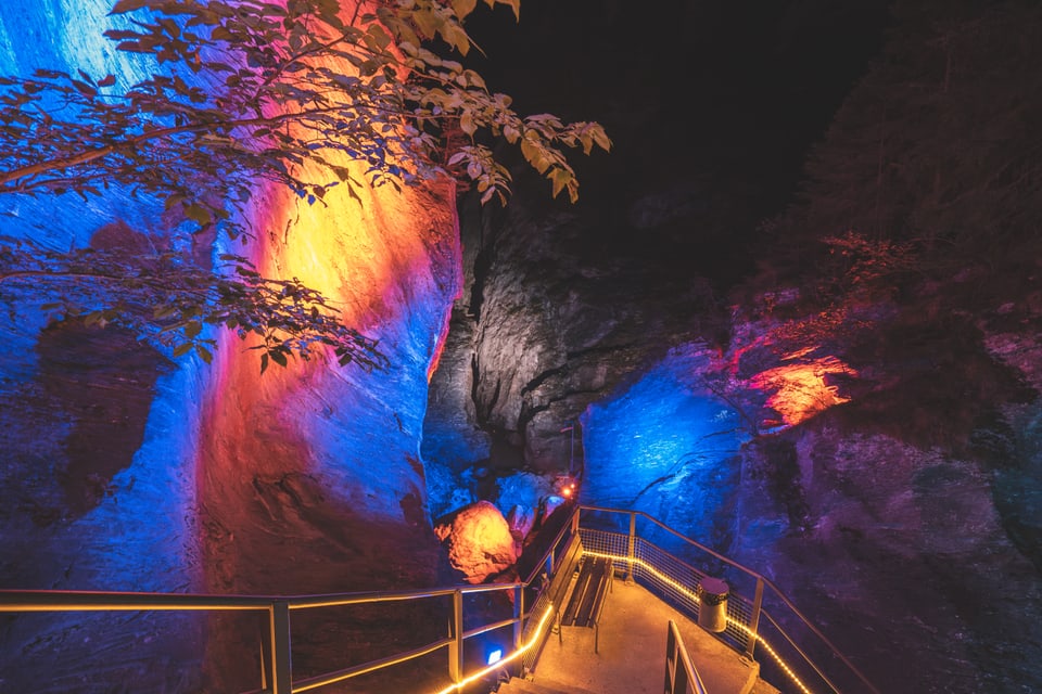 beleuchtete Viamalaschlucht