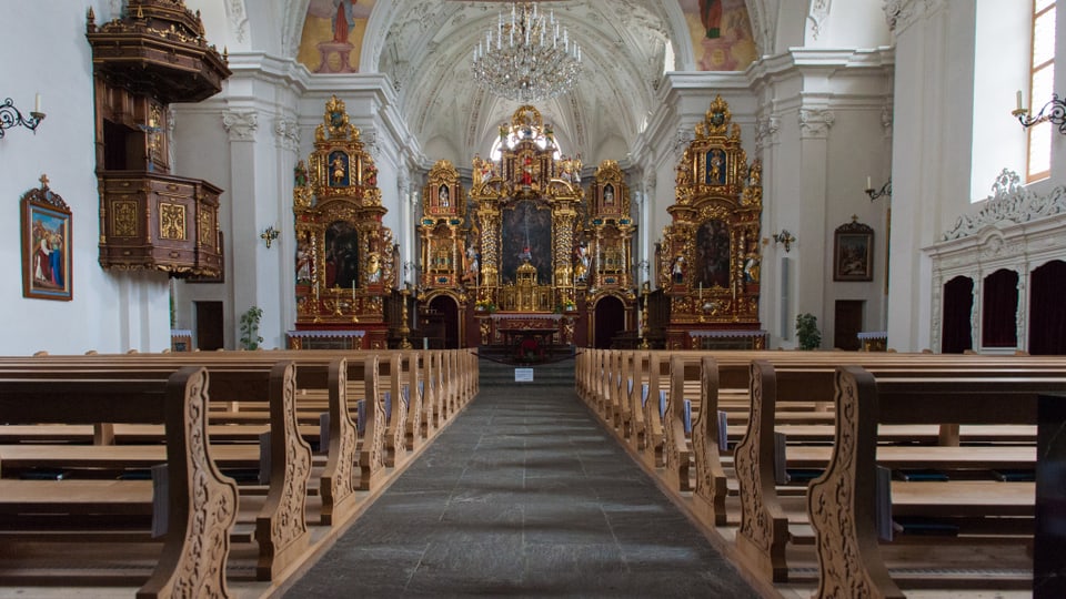 Baselgia da s. Vigeli a Sedrun.