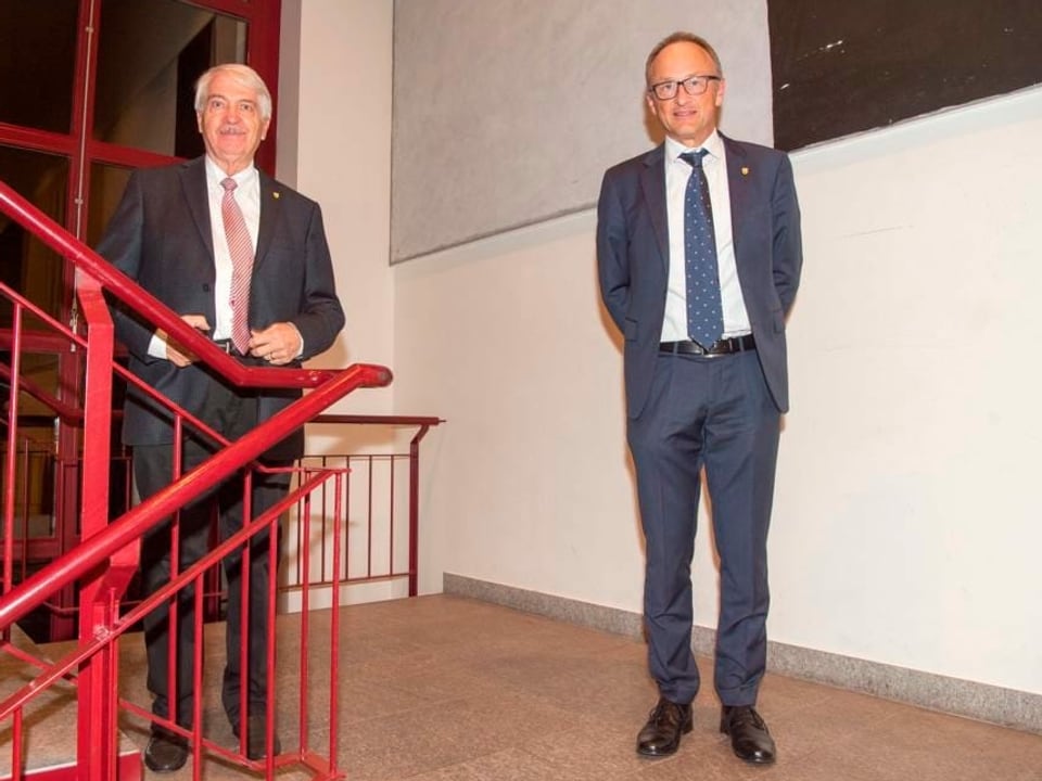 Theo Haas (sanester) surdat il presidi da la vischnanca burgaisa a ses successur Ursin Fetz. 