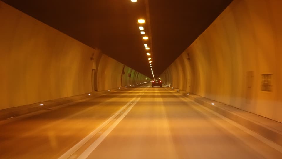 Vista en il tunnel.
