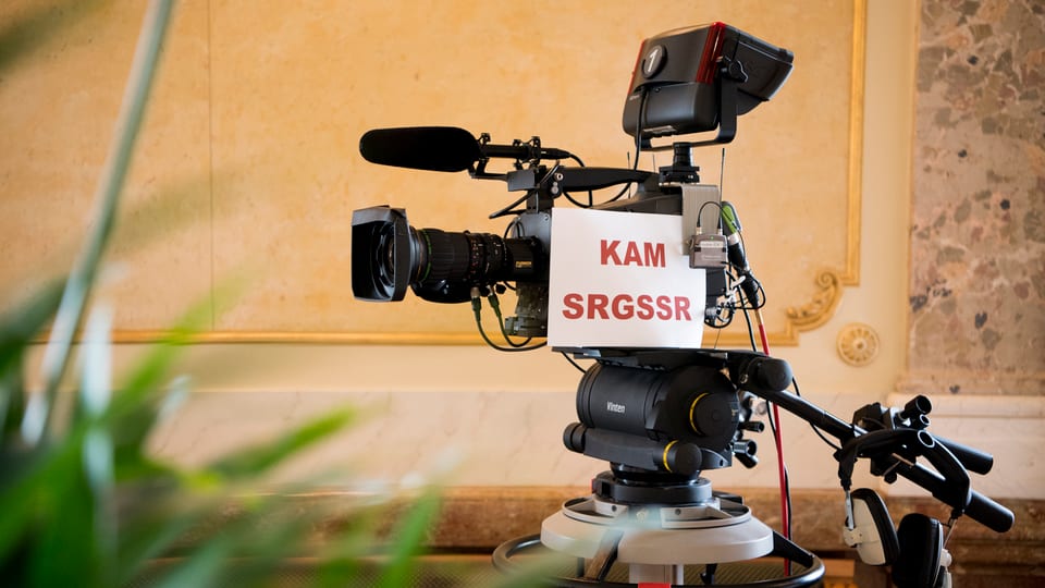 Ina camera da televisiun da la SSR.