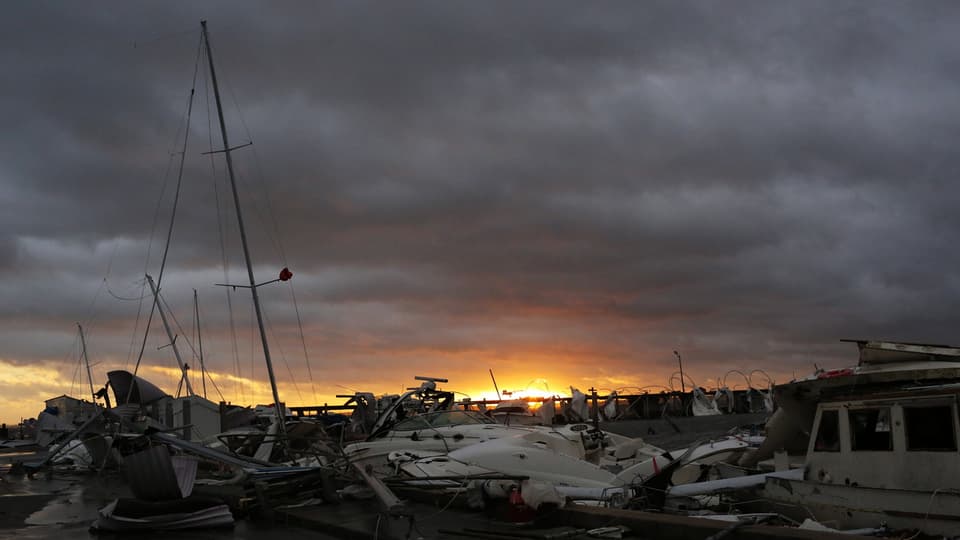 Purtret da bastiments destruids a la riva da Florida. 