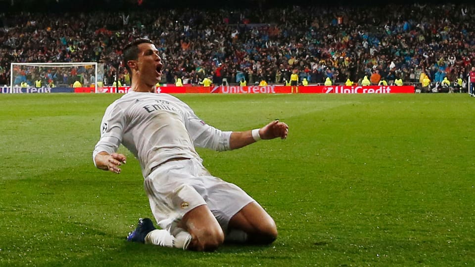 Cristiano Ronaldo sa legra sunter aviar sajettà in gol.