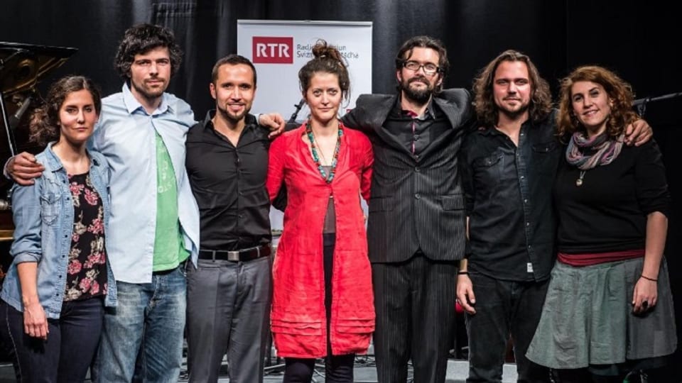 Da sanester: Ursina, Pascal Gamboni, Mario Pacchioli, Bibi Vaplan, Tartaruga, Chadafö ed Astrid Alexandre.