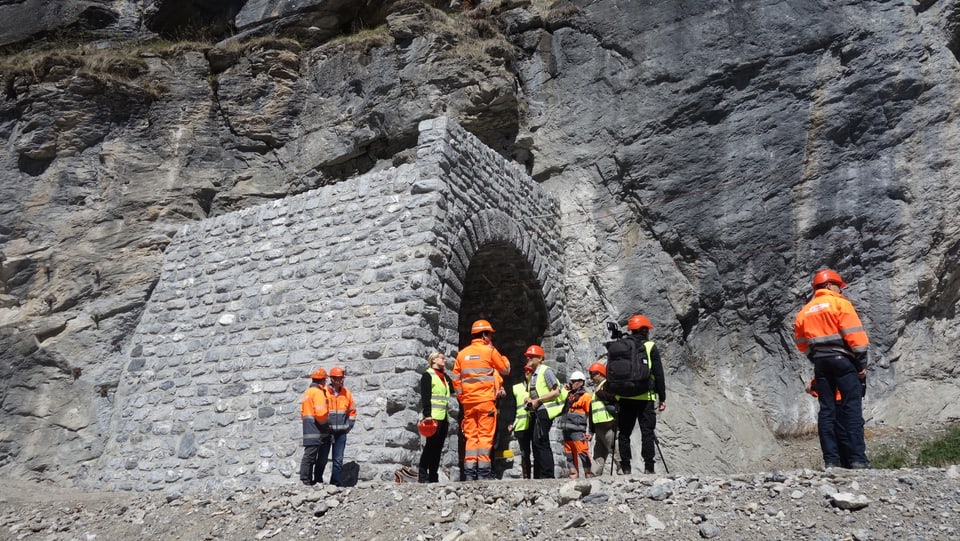 Las medias èn envidadas per rapportar sur dal tunnel renovà.