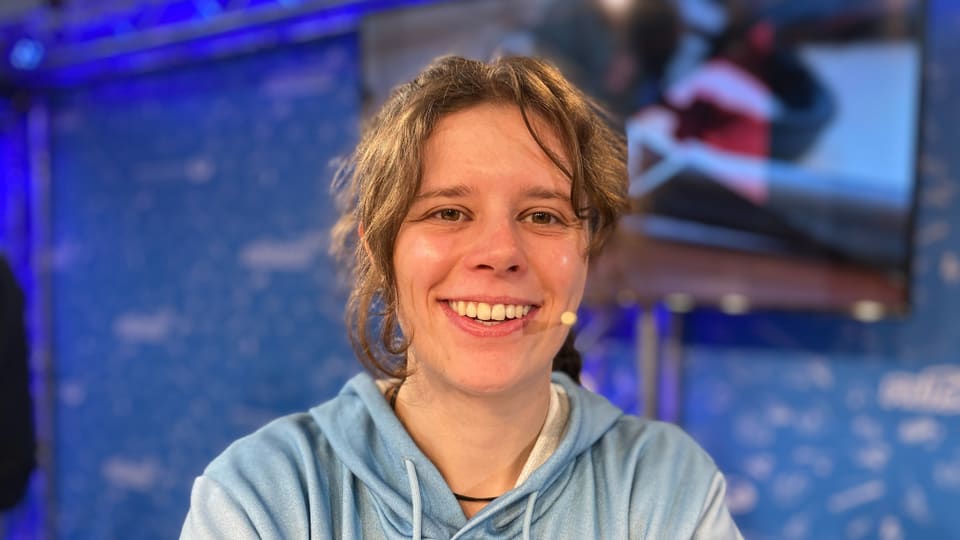 Nadine Schlegel La pictura Nadine Schlegel saja stà surstada d'avair dapli dunnas che umens en sia classa.