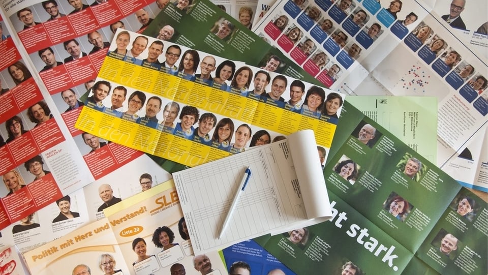Fegls sgulants cun si ils candidats per il Cussegl naziunal.