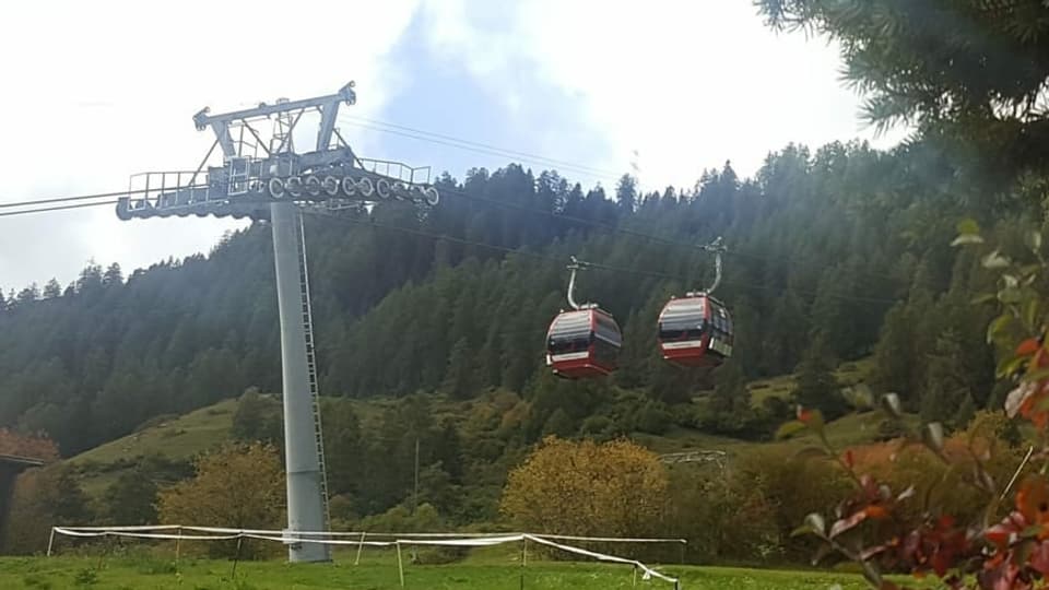 Las cabinas da la Pendiculara Scuol SA.