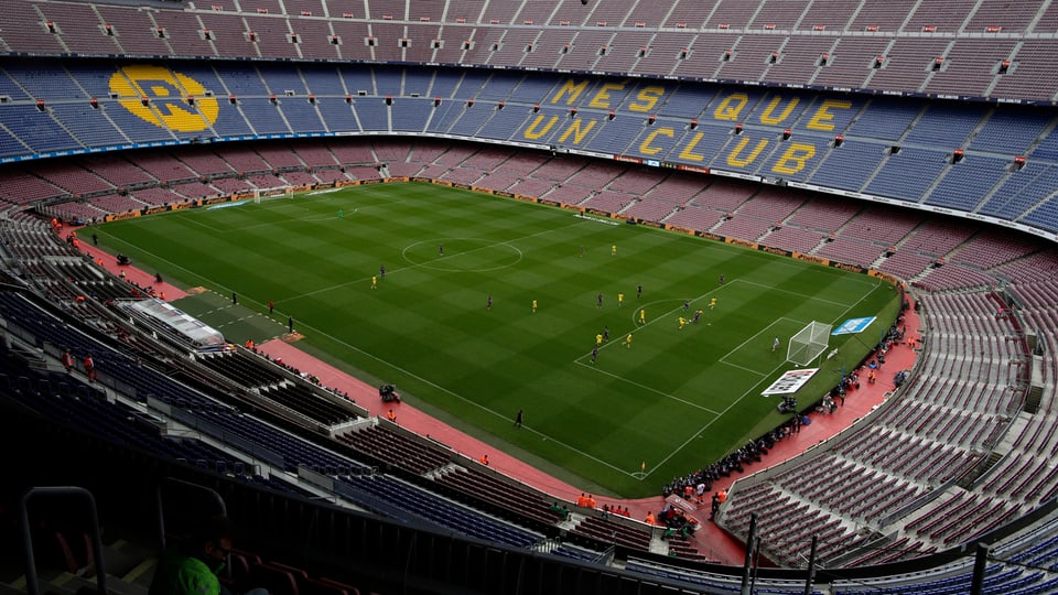 Camp Nou - il stadion dal club da ballape da Barcelona cun 99'354 plazs per aspectaturas ed aspectaturs.