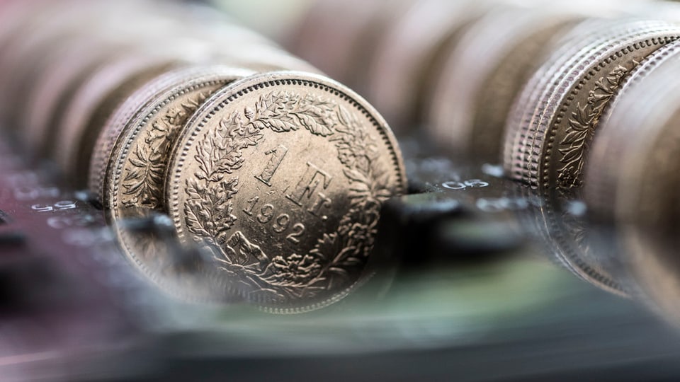 L’entschatta da l’onn ha la Banca naziunala svizra abolì il curs minimal dal franc svizzer dad 1,20.