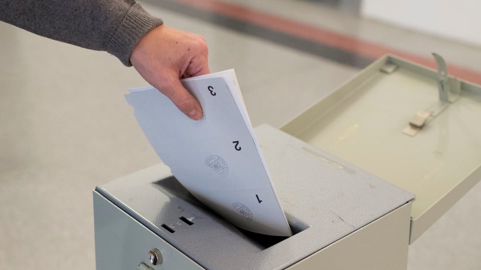 Ils 18 d’october han lieu las elecziuns naziunalas.