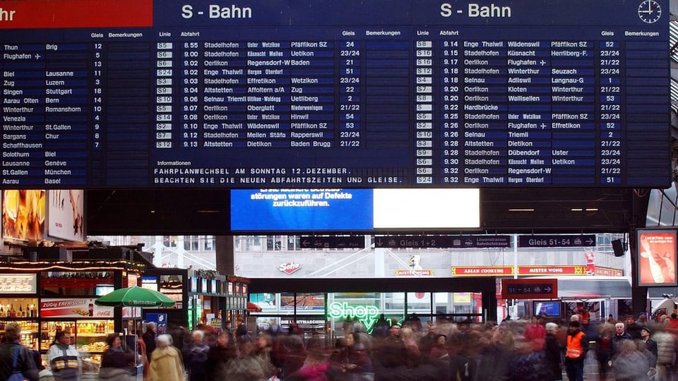 Tavla blaua cun l'urari da la s-Bahn