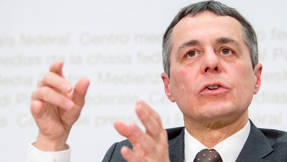 Ignazio Cassis sustegn ina dretgira da cumpromiss per dispitas cun l'Uniun europeica. 