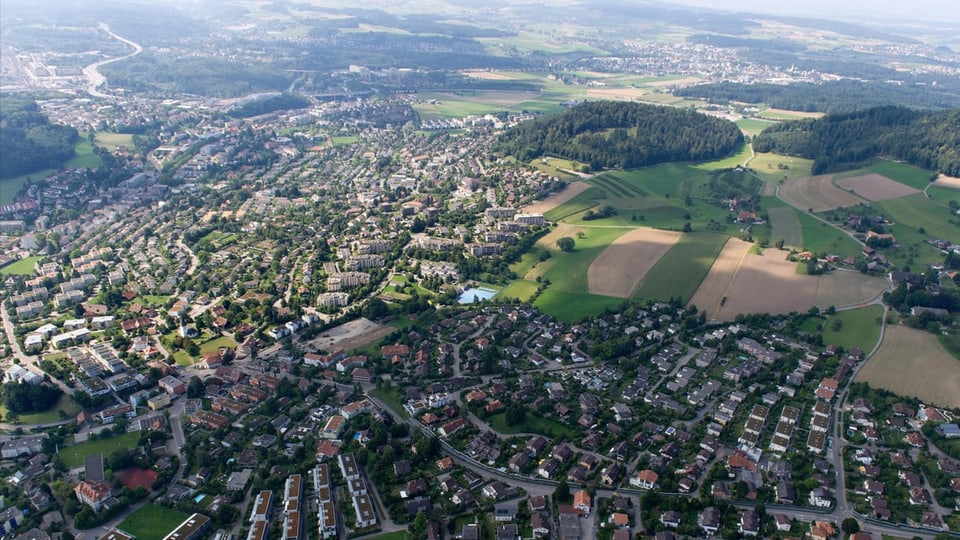L'agglomeraziun da Berna, sut Bollingen e sanester Ittingen.